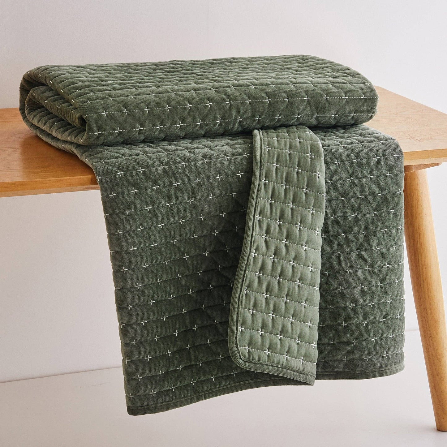 Velvet Stitch Quilted Throw Blanket