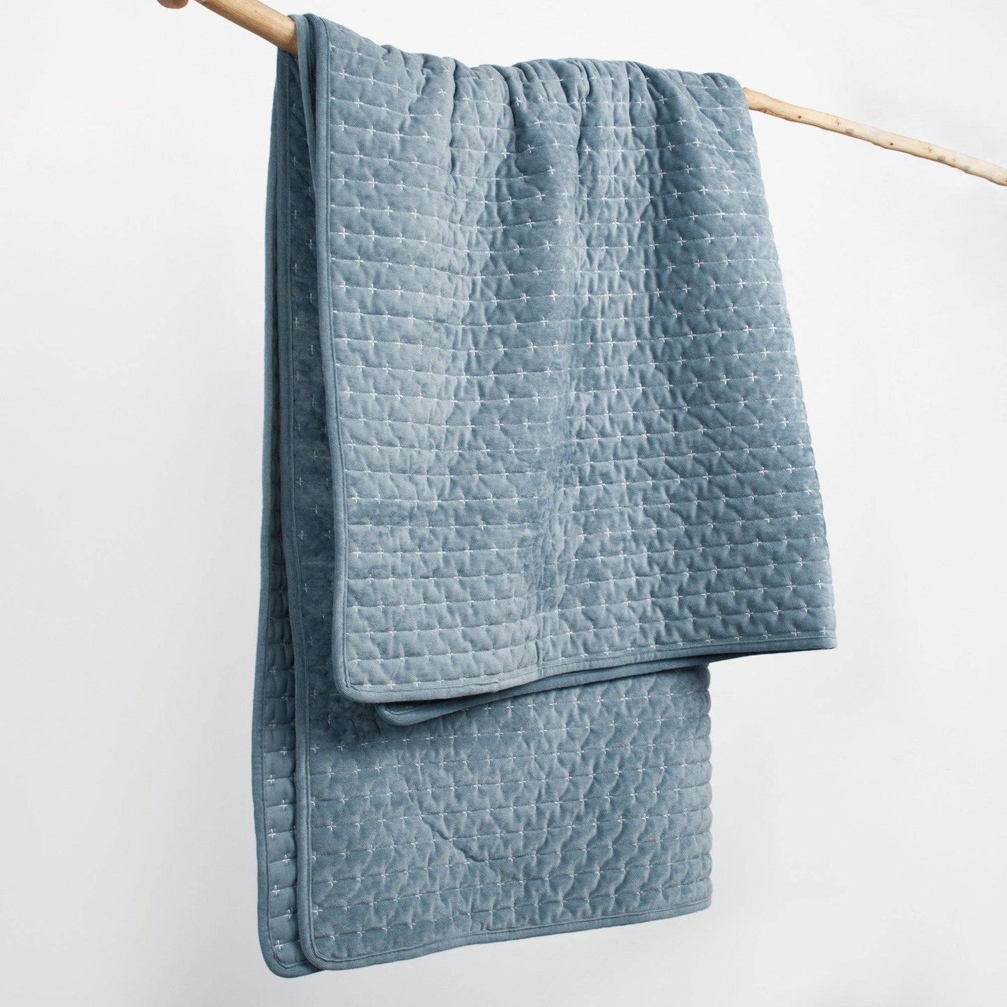 Velvet Stitch Quilted Throw Blanket