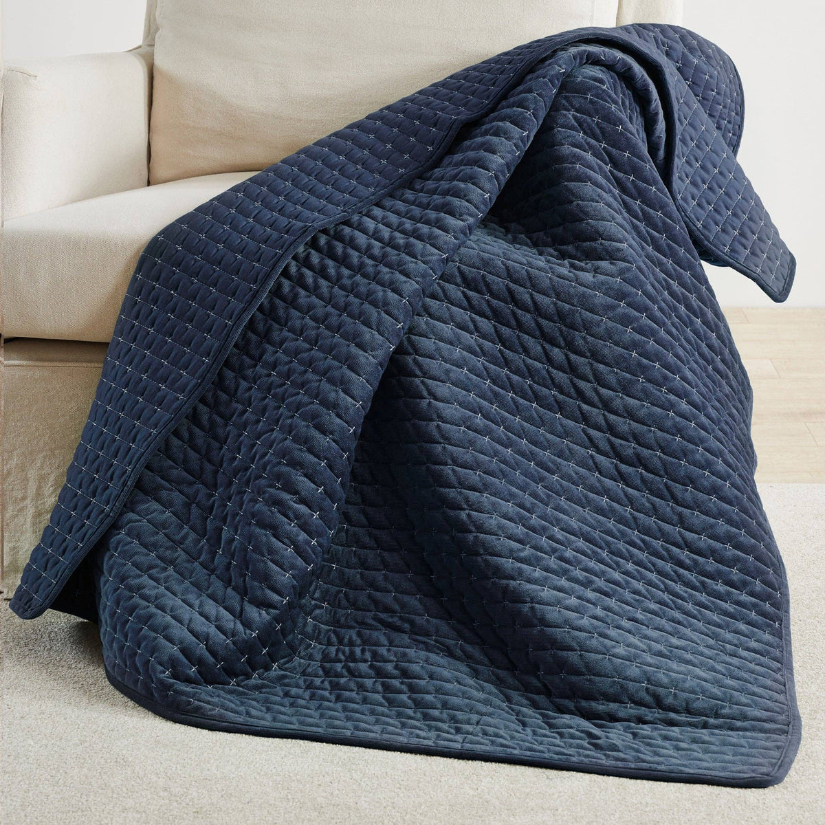 Velvet Stitch Quilted Throw Blanket
