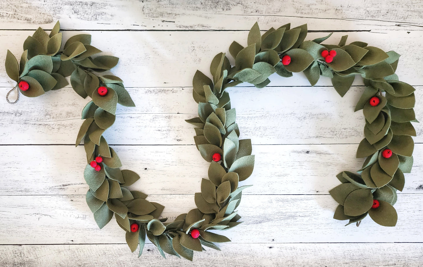 Magnolia Garland