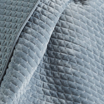 Velvet Stitch Quilted Throw Blanket