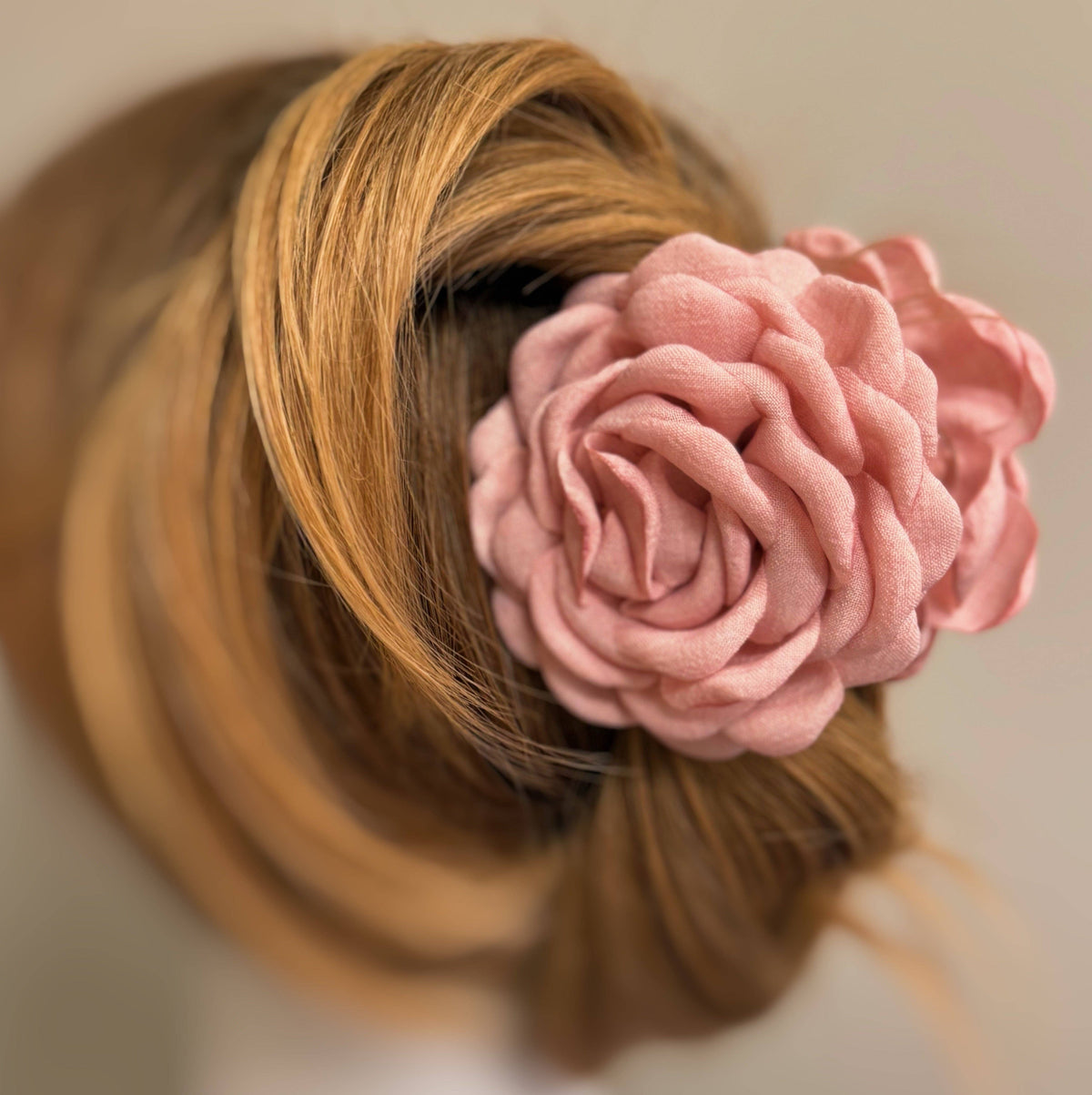 May Rose Hair Claw