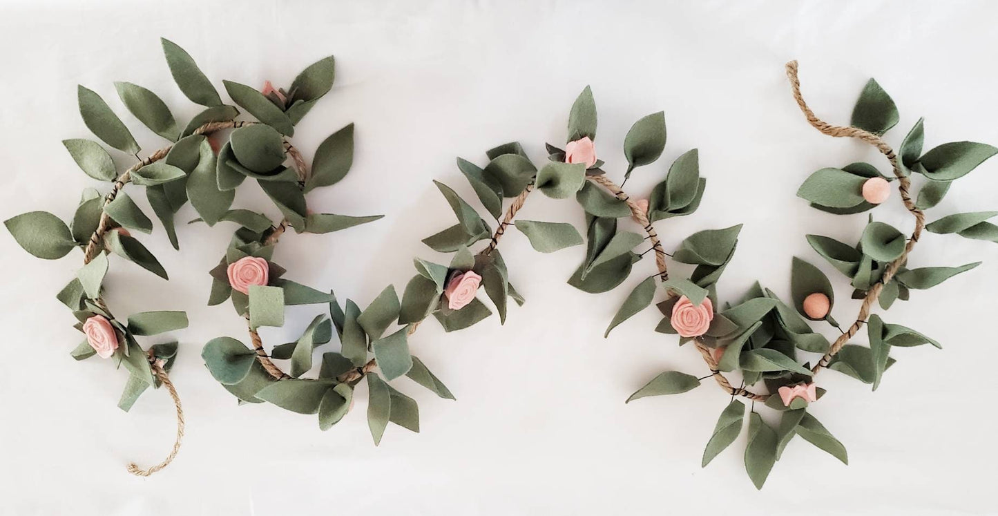 Budding Rose Garland