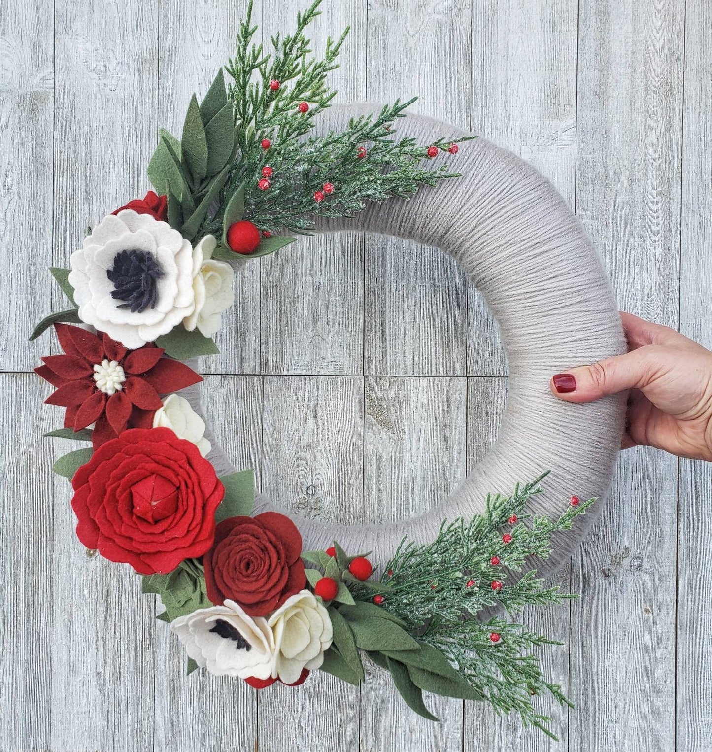 Holiday Cheer Wreath